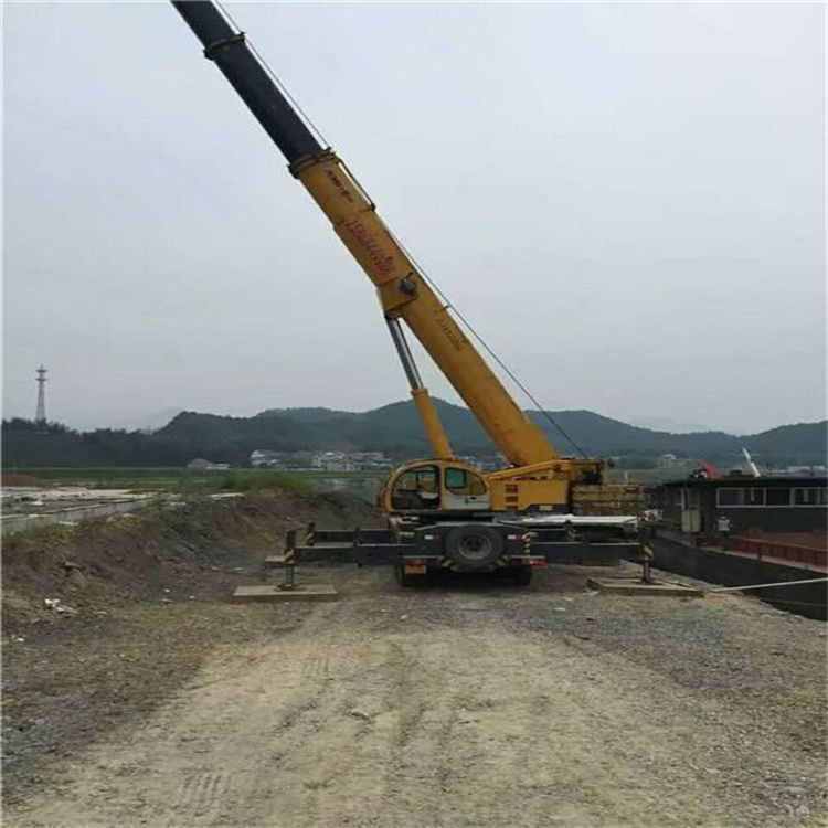 兰陵重型吊车租赁费用